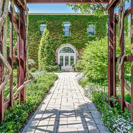 School House Bed And Breakfast C.1859 Niagara-on-the-Lake ภายนอก รูปภาพ